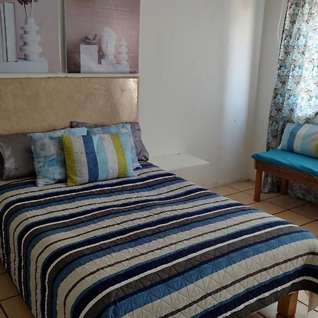 Habitacion Privada En Casa De Huespedes Guadalajara Exteriör bild